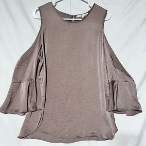 Violet & Claire Mocha Cold Shoulder Blouse Fairy Whimsical sz M
